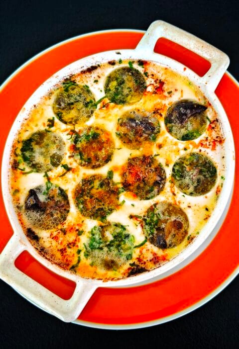 Parmesaani-valkosipulietanat