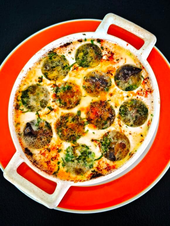 Parmesaani-valkosipulietanat